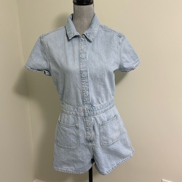 Short Romper - Picture 1 of 3